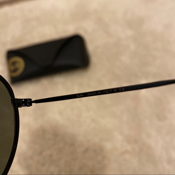 Rayban Black Round Metal Sunglasses - Picture 5 of 6